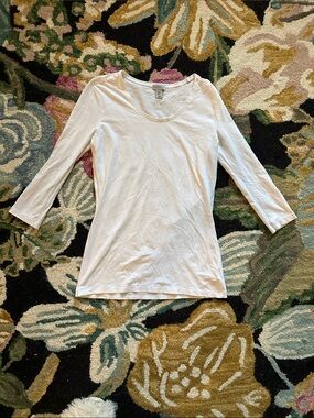 Paraphrase - Pima Cotton White Scoop Neck 3/4 Sleeve Layering Top - M